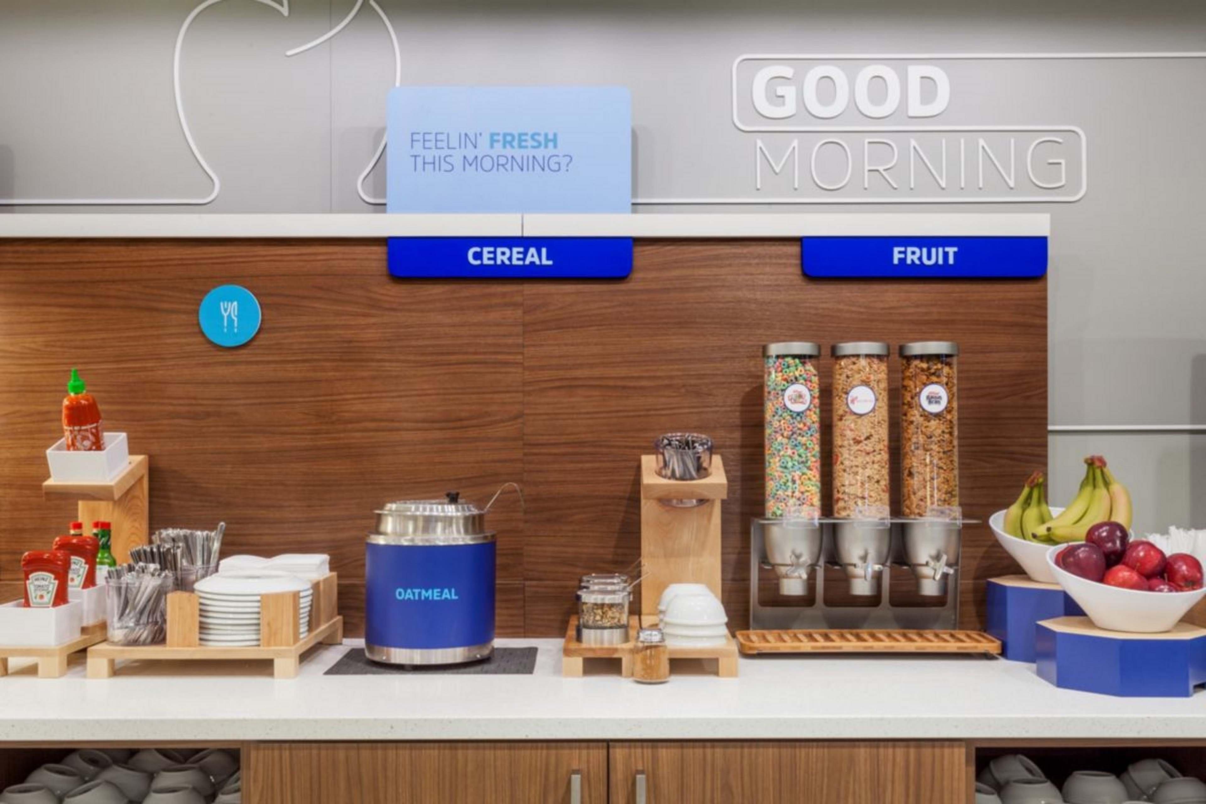 Holiday Inn Express Hotel & Suites Cincinnati-North/Sharonville Εξωτερικό φωτογραφία