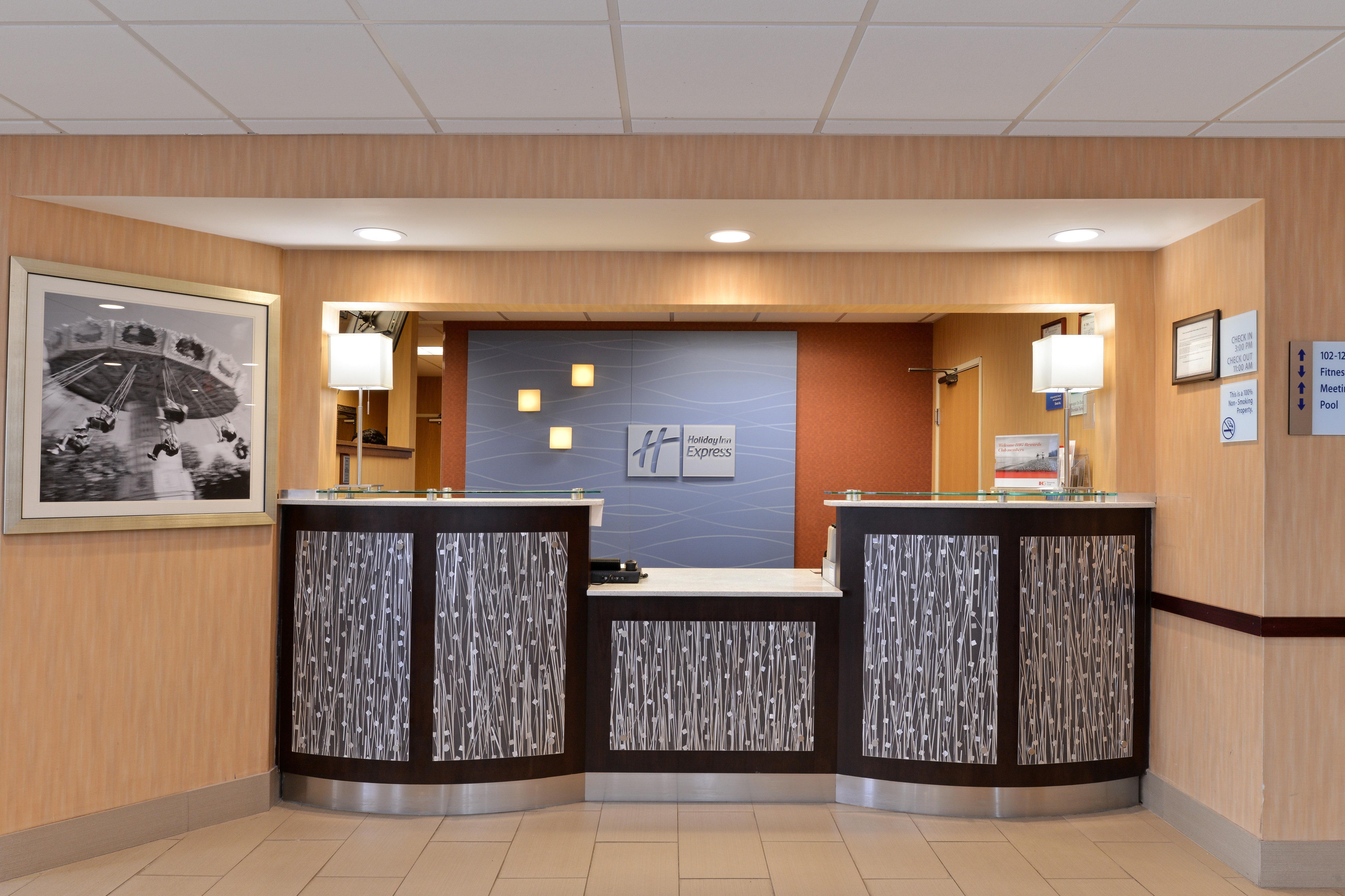 Holiday Inn Express Hotel & Suites Cincinnati-North/Sharonville Εξωτερικό φωτογραφία