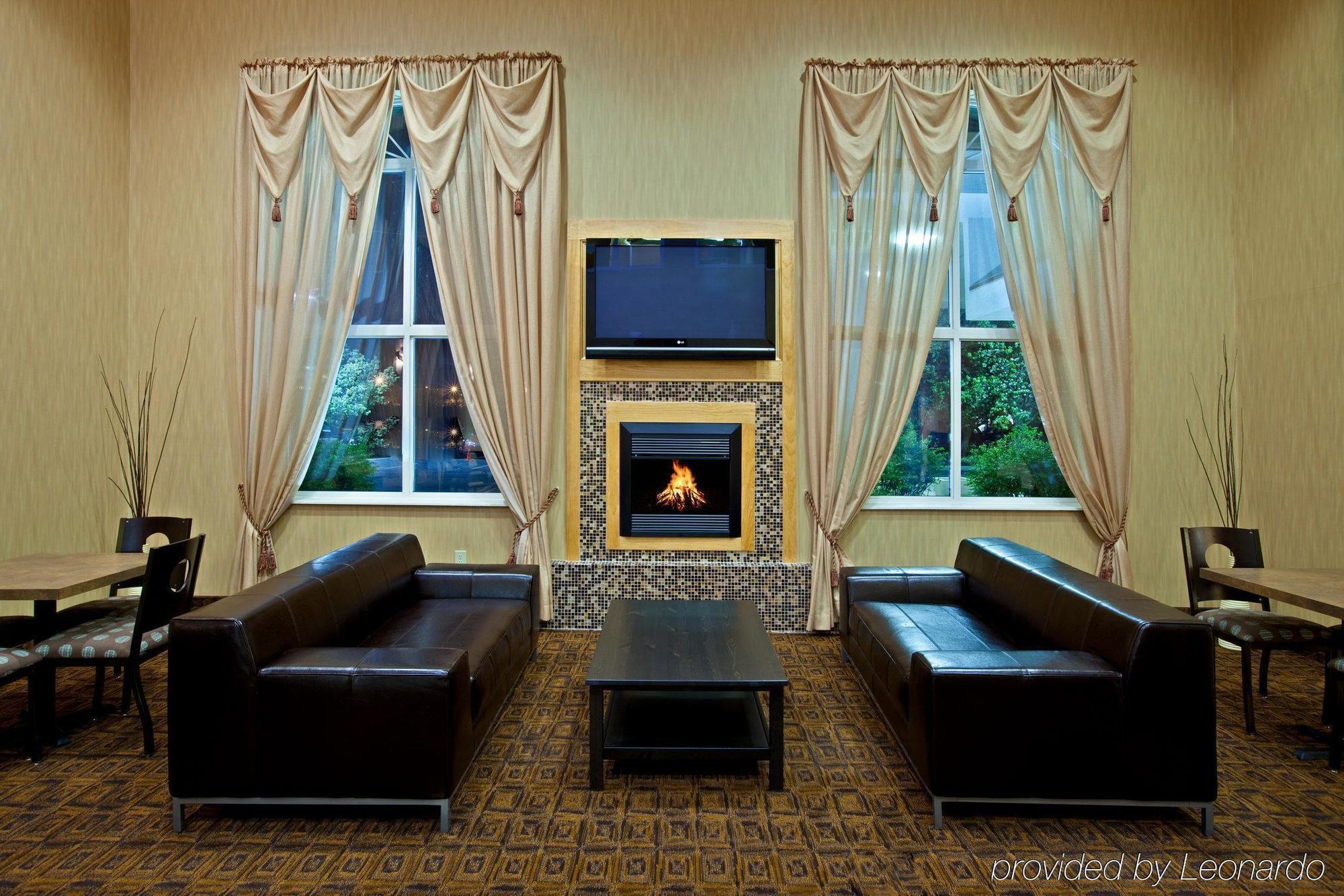 Holiday Inn Express Hotel & Suites Cincinnati-North/Sharonville Εξωτερικό φωτογραφία